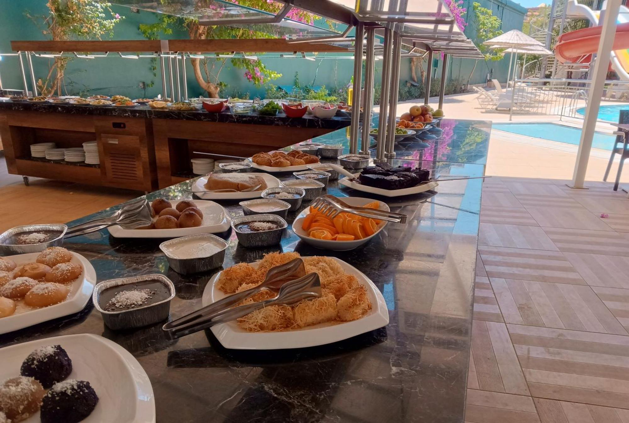 Uk Hotel Kiris Antalya Exterior foto